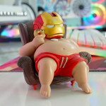 MÔ HÌNH IRON MAN BÉO SOFA CHIBI 12CM