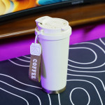 Cốc giữ nhiệt 700ml cafe văn phòng màu trắng đế vàng