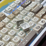 BÀN PHÍM CƠ LEAVEN K108 AZUKI-SAN CAT POM GREEN SWITCH
