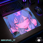 LÓT CHUỘT KÍNH CƯỜNG LỰC HATSUNE MIKU SIZE 45X40 DÀY 3MM
